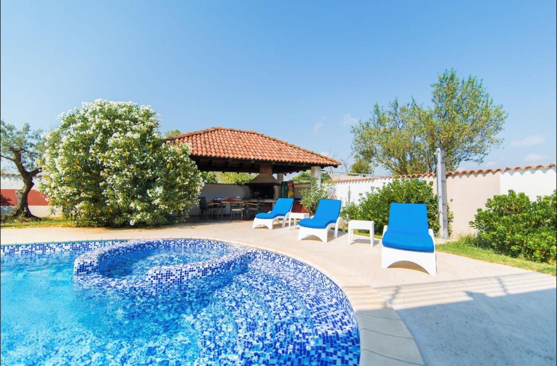 Villa Filip - Private Pool & Gym Pula Exteriér fotografie