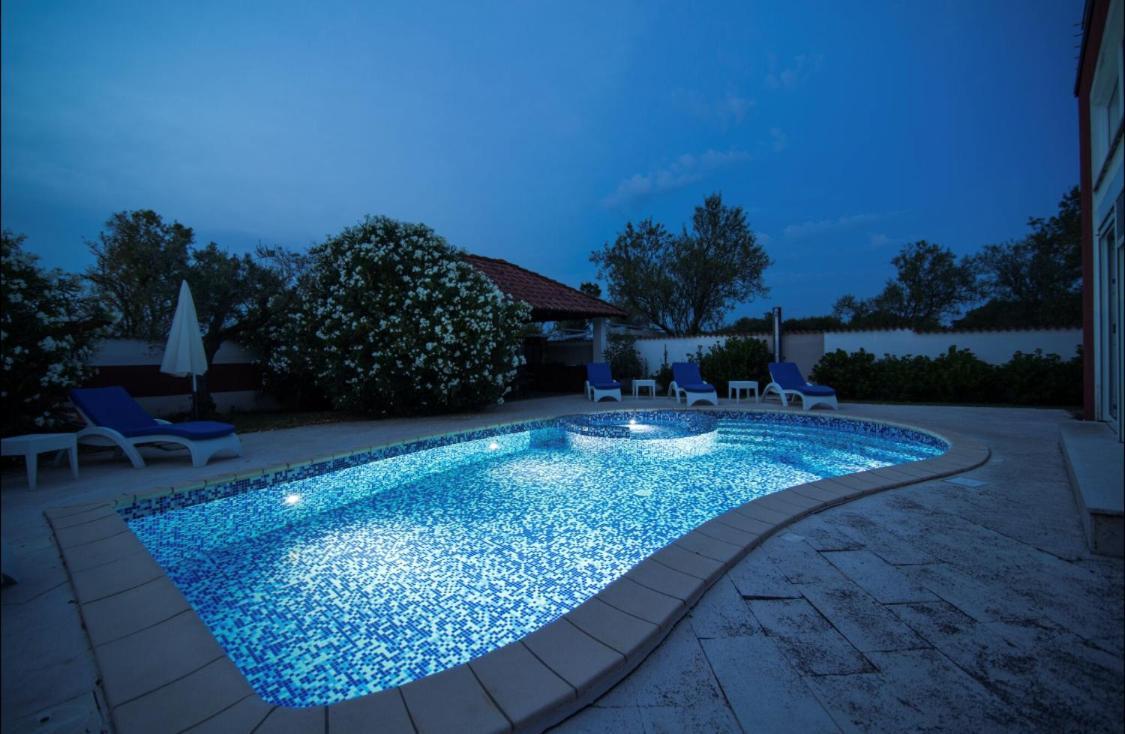 Villa Filip - Private Pool & Gym Pula Exteriér fotografie